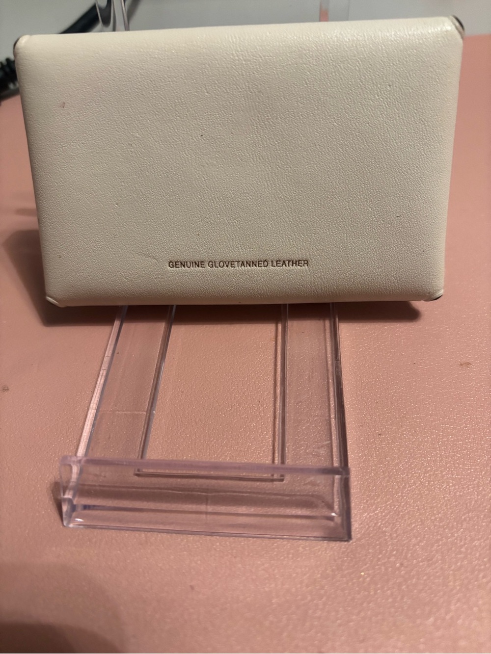 Coach Cream Leather Turnlock Wallet with Gold Hardware - Picture 4 of 4